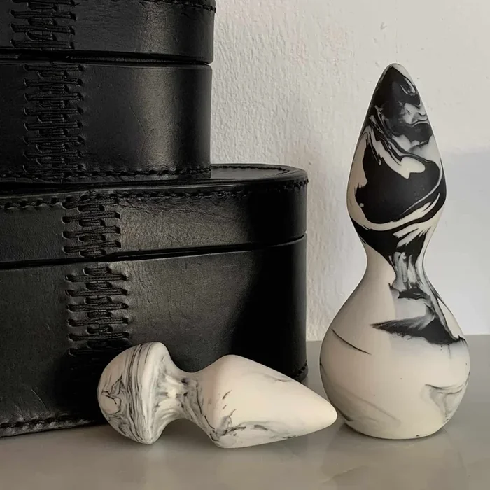 Adele Brydges Thalo Noir & Pochette Cuir