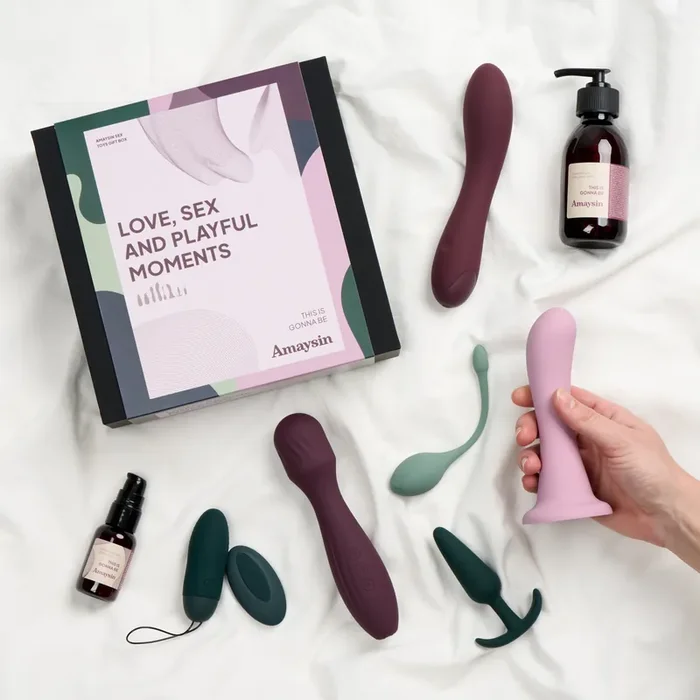 Amaysin Love, Sex And Playful Moments Box