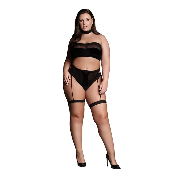 Ananke XII – Three Piece with Choker, Bandeau Top and Pantie with Garters – Plus Size