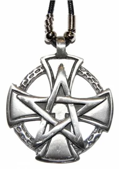 Anhänger ‚Pentagram and Iron Cross‘