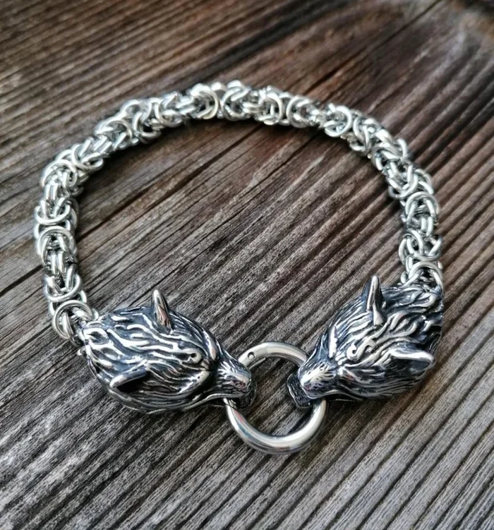 Armkette ‚Viking‘ mit Fenris-Wölfen