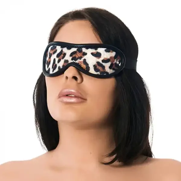 Augenmaske im Leo Look