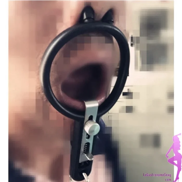 BDSM Mundöffner – Bukkake