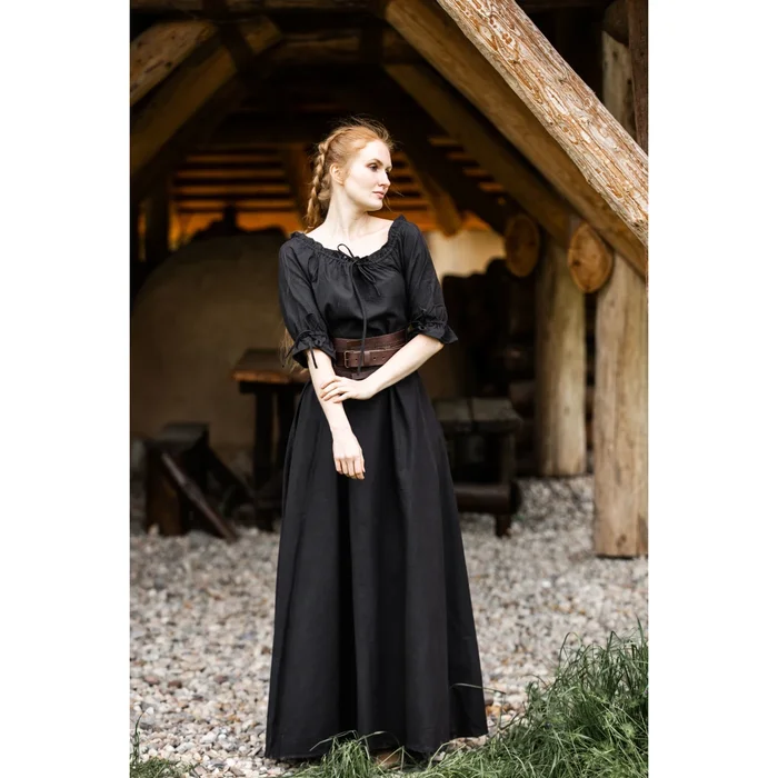 Bodenlanges Kurzarmkleid