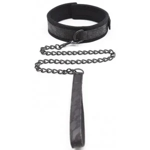 Collar and Leash with Scratch