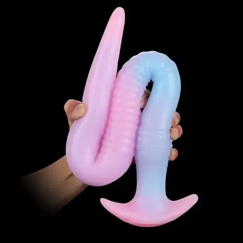 Glow in the dark Analschlange