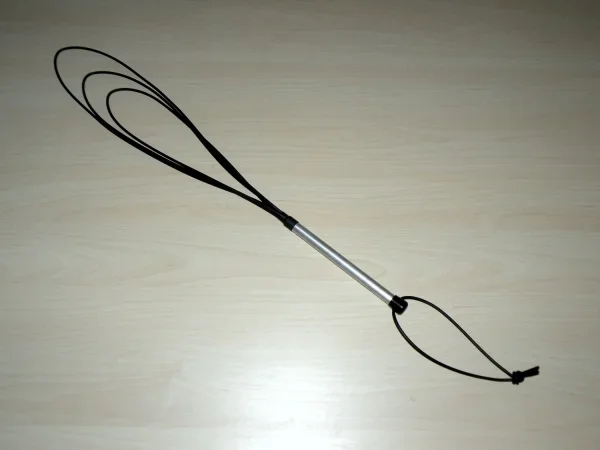 Gummi Genusspeitsche 3 mm mit Aluminiumgriff