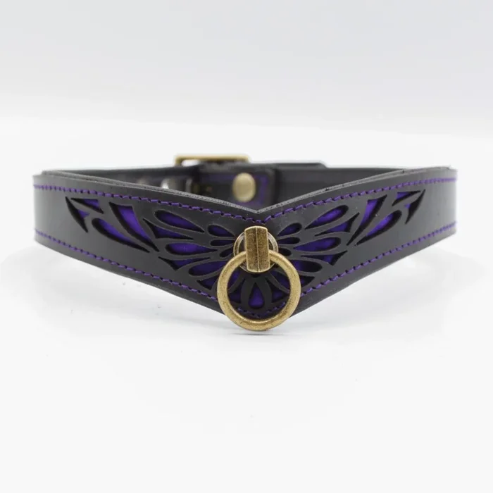 Halsband „incision No. 8“ – schwarz / violett – penumbra