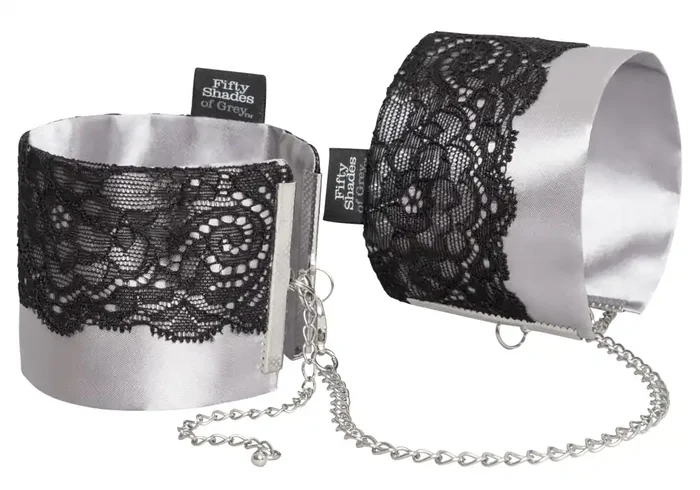 Handfesseln mit Kette silber
