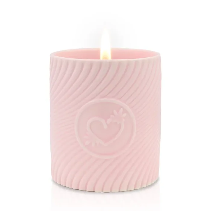 HighOnLove – Pink Massage Candle Lychee Martini