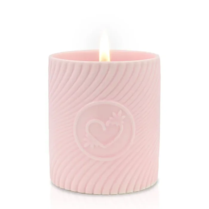 HighOnLove – Pink Massage Candle Strawberries & Champagne