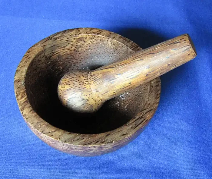 Holz-Mörser aus Palmenholz