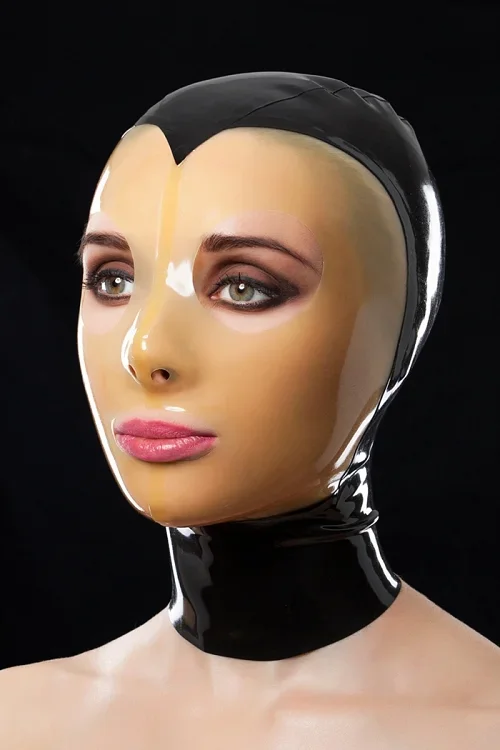 Latex-Maske Kontrastfarbe im Gesicht