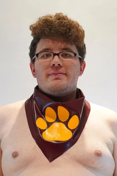 Latex PuppyHalstuch