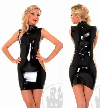 Latexminikleid mit Seiteneinsätzen
