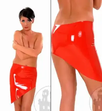 Latexminirock asymetrisch