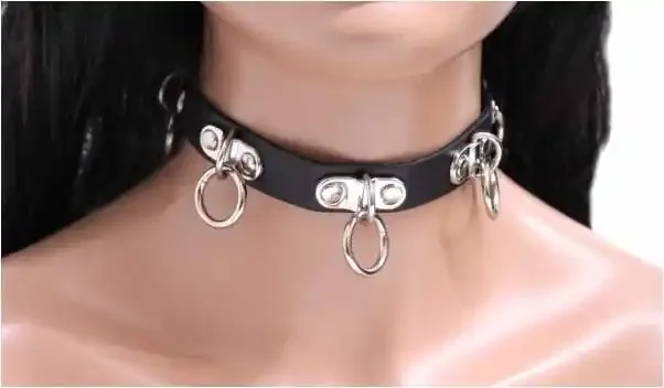 Leder Choker mit Ringen