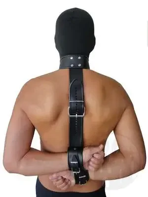 Leder Halsband m. Gurt & Handfessel