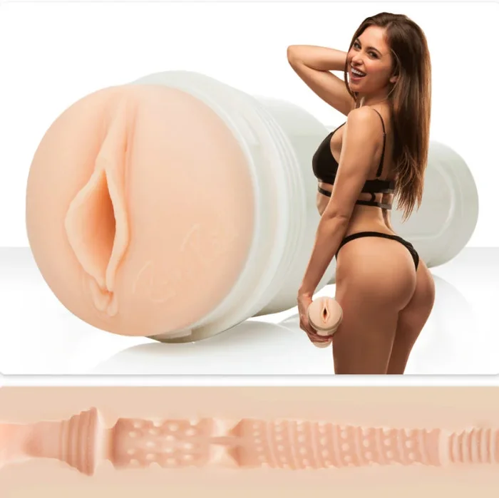 Masturbator “Riley Reid Utopia”