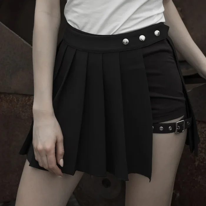Nu-Goth & Gothic Punk Schwarze Shorts mit Falten-Overskirt