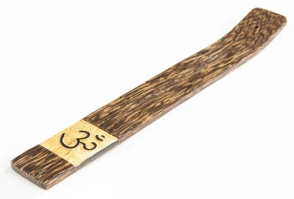 Om – Holzhalter Africa Style
