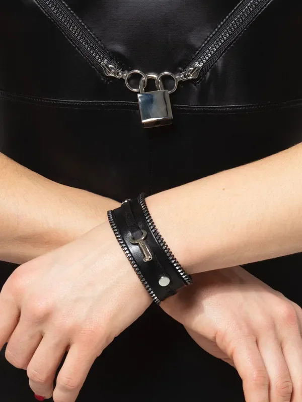 Patrice Catanzaro Felin Kunstleder-Armband mit Schloss&Schlüssel, schwarz
