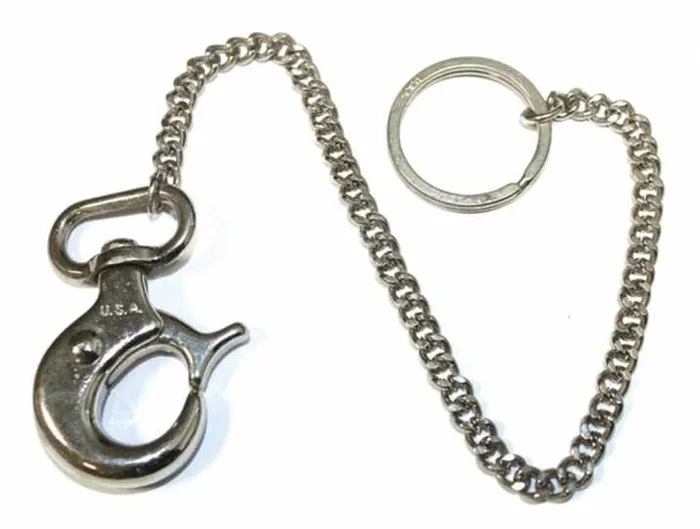 Schlüsselanhänger – großer Karabinerhaken mit Kette