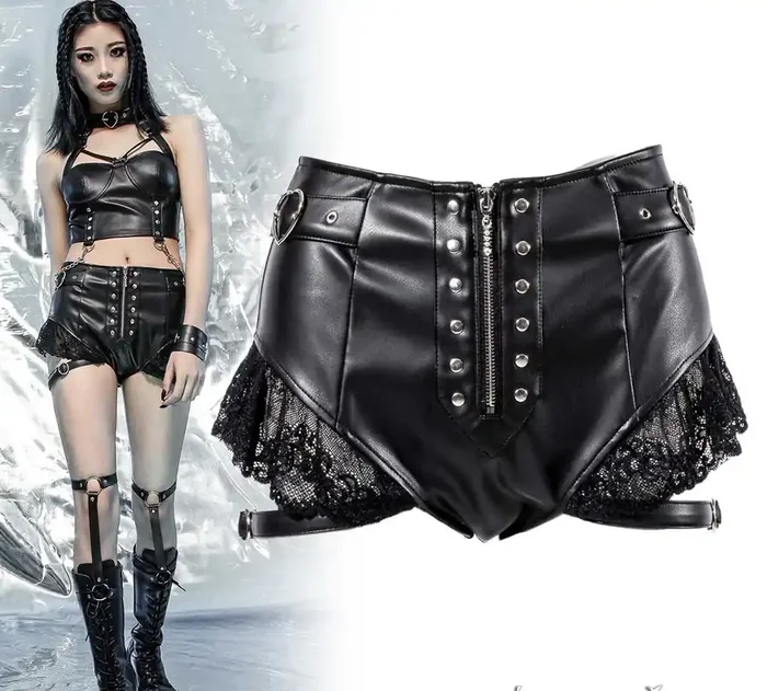Schwarze Damen-Shorts aus Kunstleder