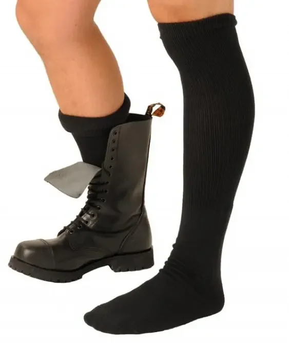 Schwarzer Stiefel Socken