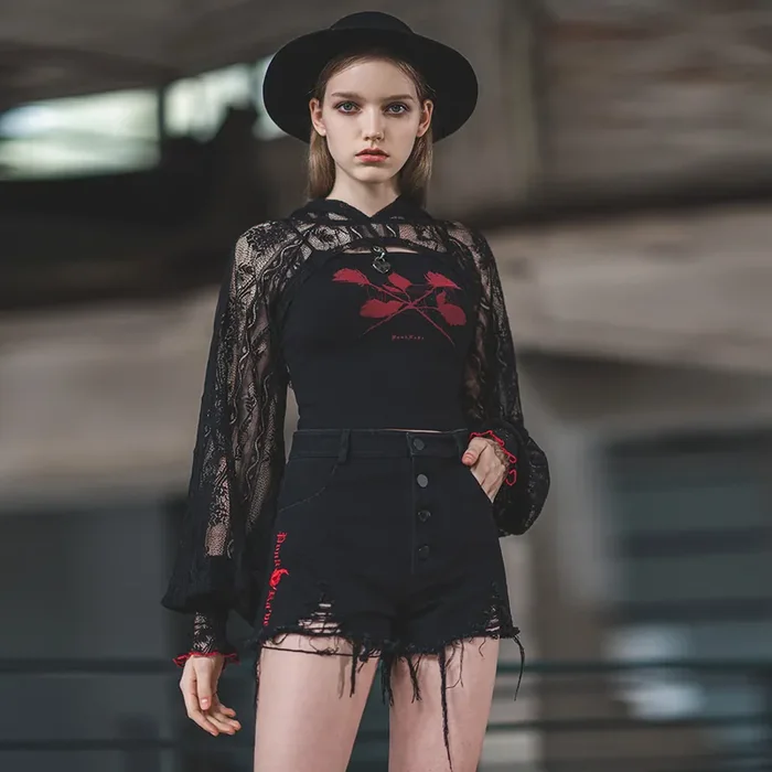 Spitzen-Bolero mit verspielten Details
