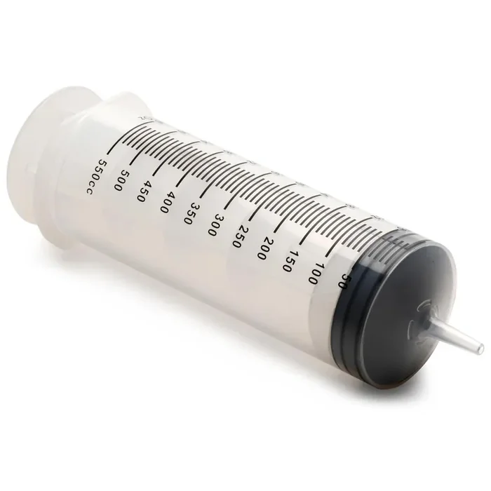 Syringe with Tube – 550 ml