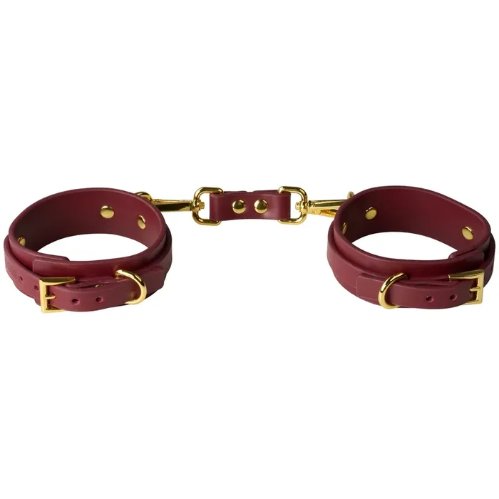Taboom Bondage in Luxury Fußfesseln